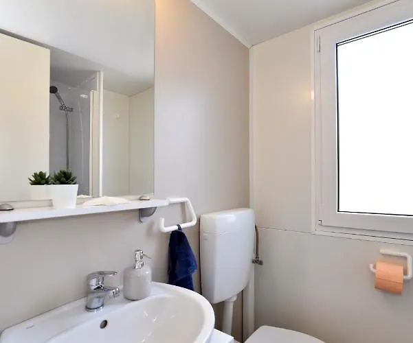 Mobile Posidonija * Biograd Na Moru